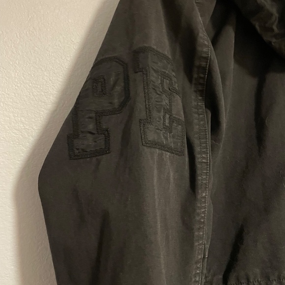 Obey x Public Enemy Propaganda Field Jacket Mens Medium Black Hooded HTF - Picture 7 of 11